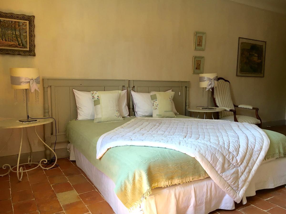 Bed and Breakfast Les Volets Bleus Арканг Екстер'єр фото