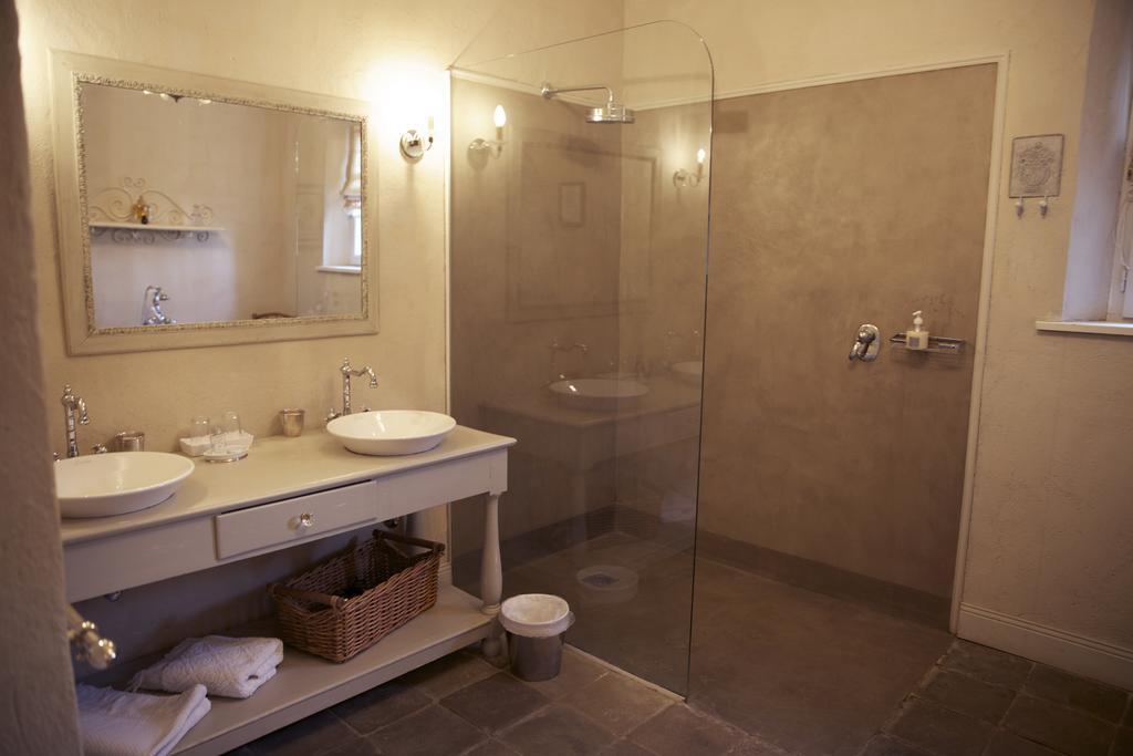 Bed and Breakfast Les Volets Bleus Арканг Номер фото